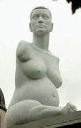 Foto: Statue von Alison Lapper